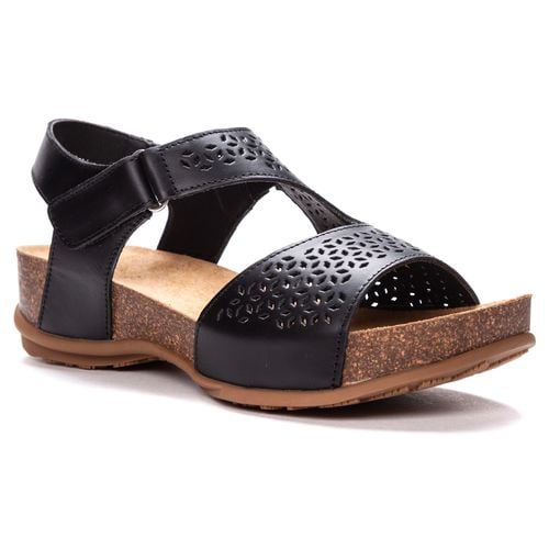 Propet Women's Phoebe Sandals - Black - Angle