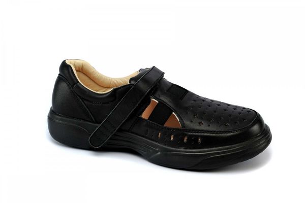 Mt. Emey 9212 - Women's Orthopedic Closed-toe Leather Sandal - Black Main Angle