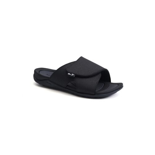 Strive Dune Women's Orthotic Water-Friendly Adjustable Sandal - Black Ii - Angle
