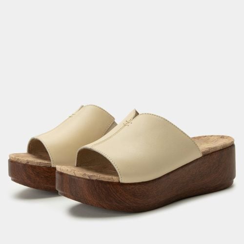 Alegria Triniti Comfort Arch Support Women's Slide Sandal - Ivory - angle main