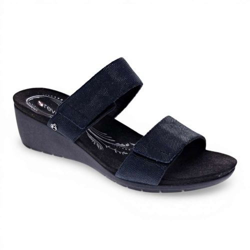 Revere Sorrento Wedge - Black Angle - Product View - 1